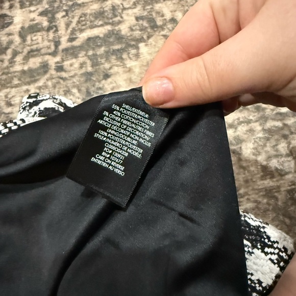 Stylish Black and White Checkered shirt topper - Picture 8 of 8